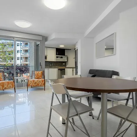 Hauzify I Apartament Mestral Cambrils Exterior photo
