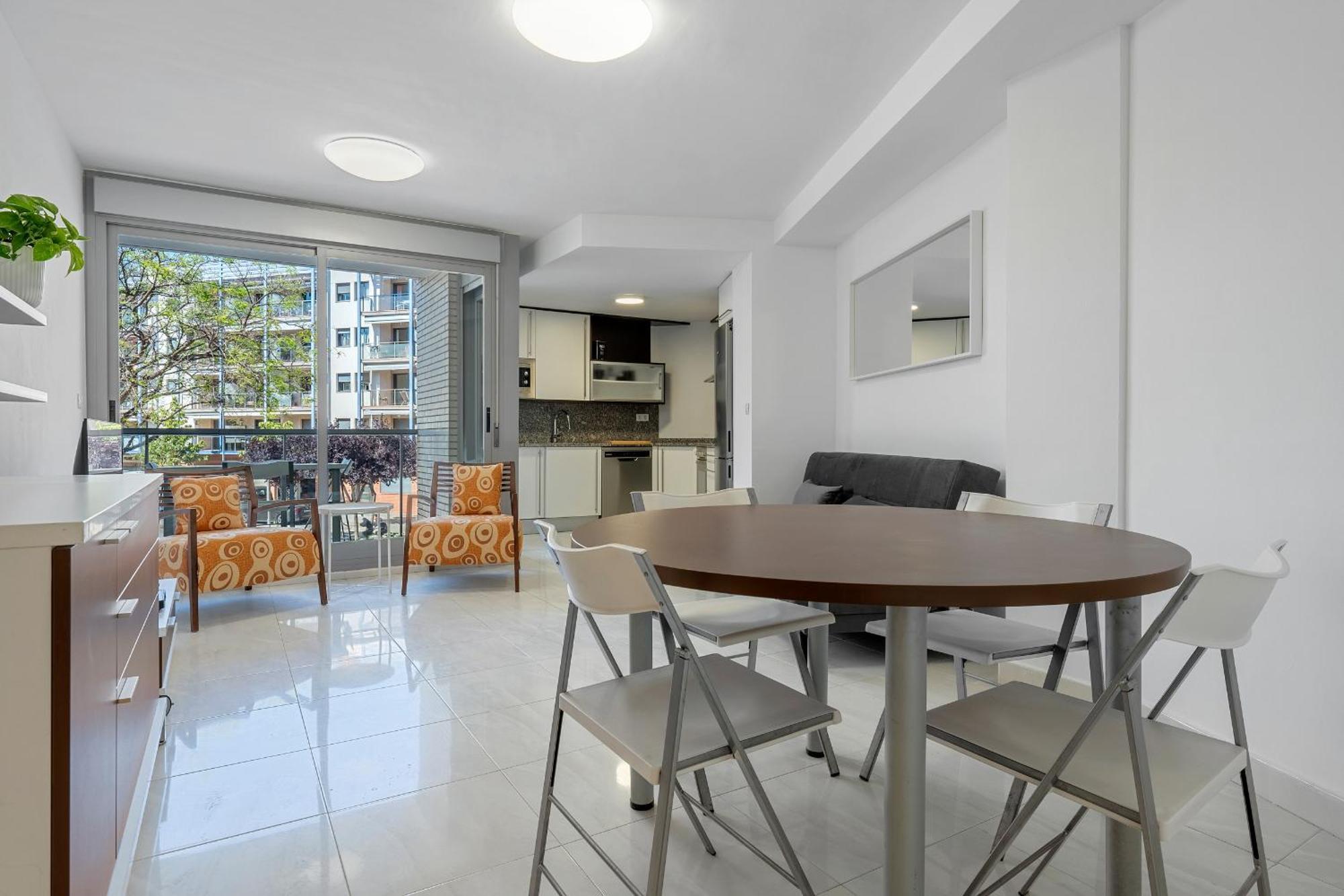 Hauzify I Mestral Apartamento